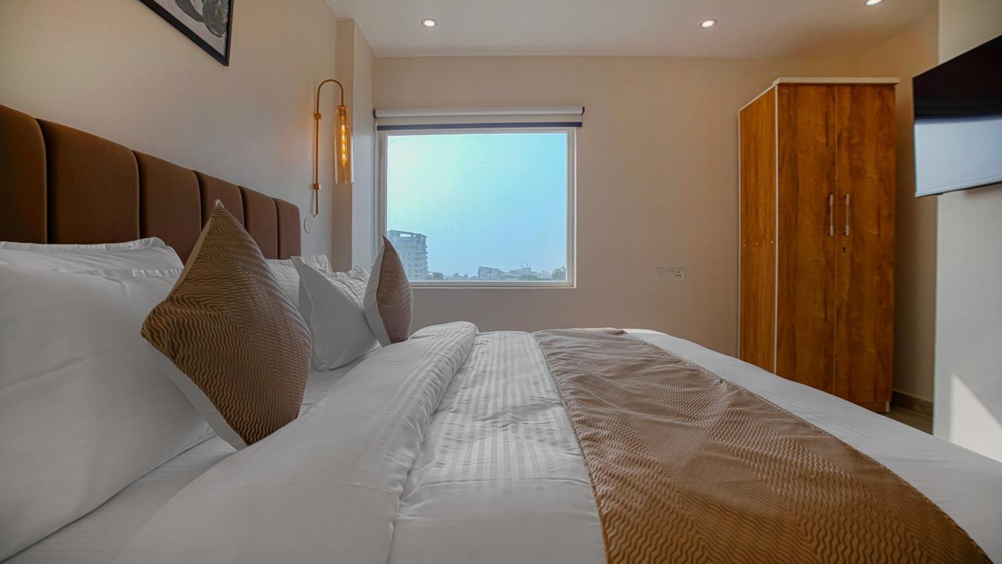 Hotel Perfectstayz Premium Varanasi