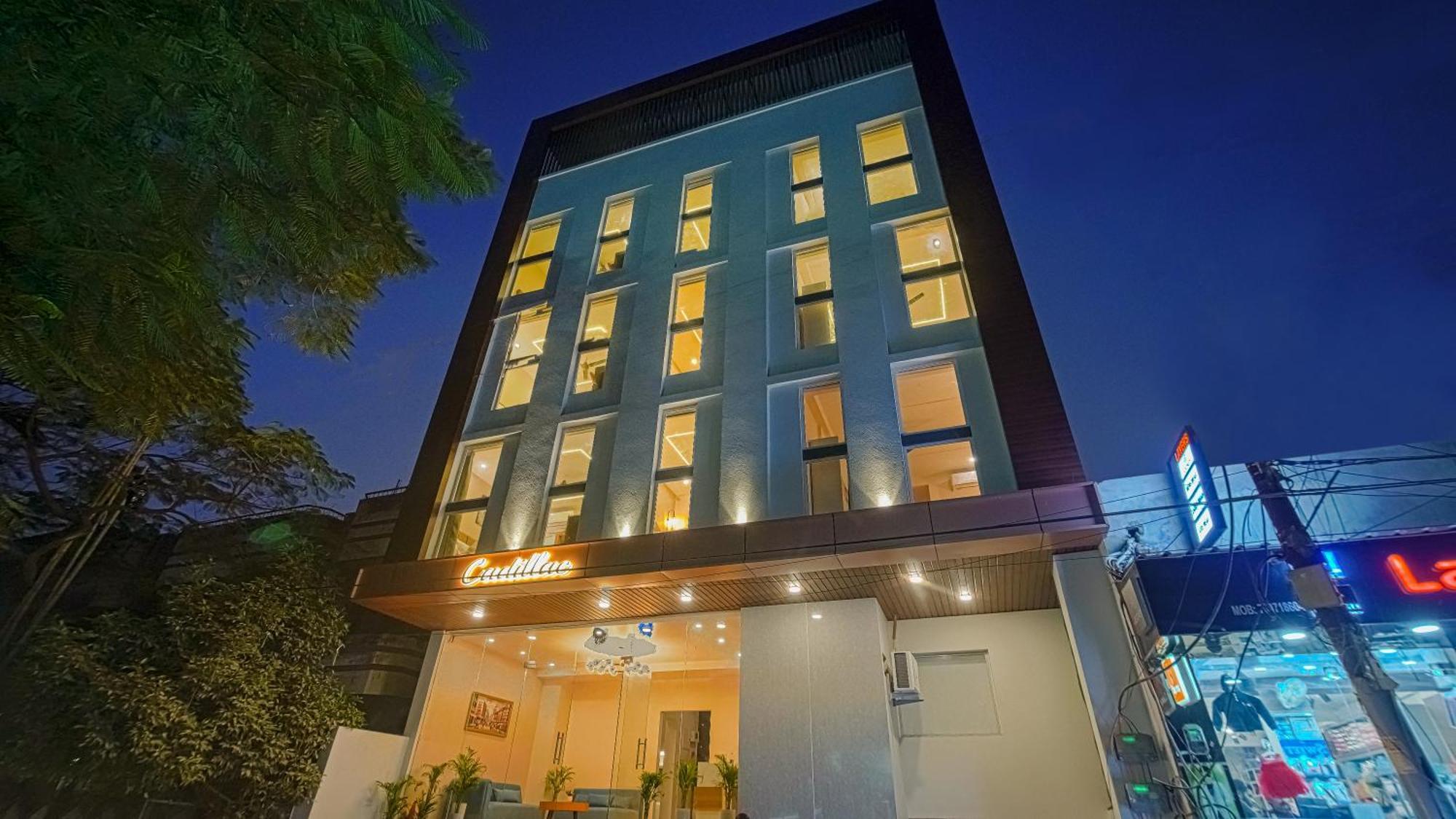 Hotel Perfectstayz Premium Varanasi